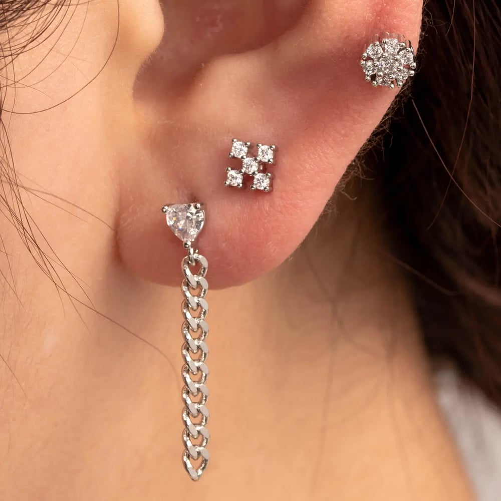 1 Piece Simple Series Classic Heart Titanium Steel No Plating Material Zircon Women Stud Earrings h5Picture2